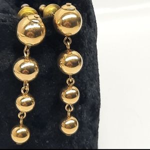 Napier vintage earrings gold tone graduated drops